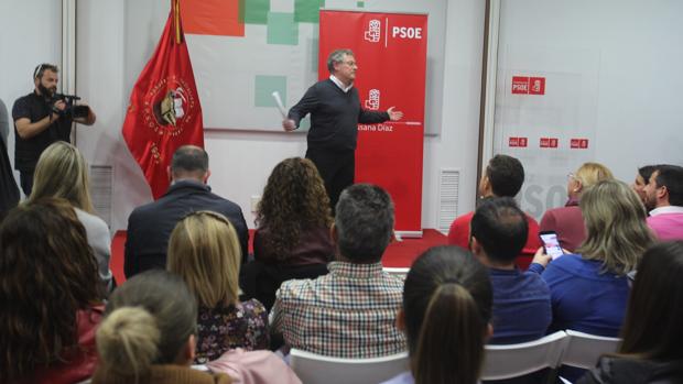 El grupo gaditano de apoyo a Susana Díaz se presenta en público