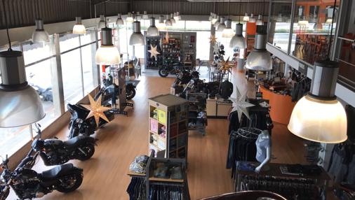 Interior de la tienda Harley Davidson de El Puerto.