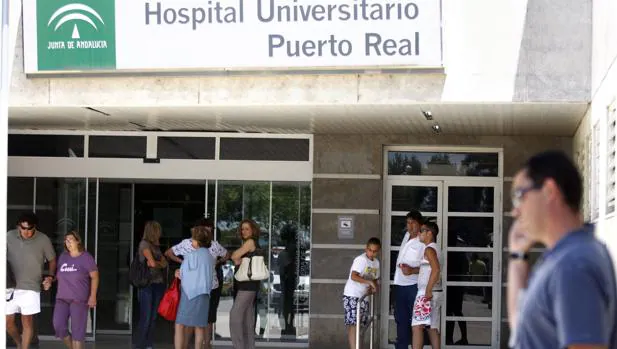 Entrada al Hospital de Puerto Real