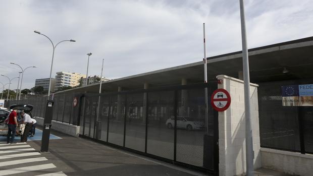 Acceso principal a la nueva estación de autobuses por la Carretera Industrial