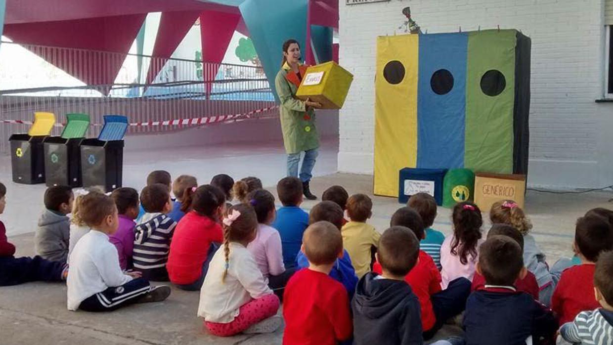 Los padres exigen que la Junta actúe ante el calor en las aulas