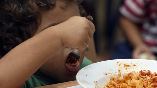 Colombo ha negado que los niños en Cádiz pasaran hambre.