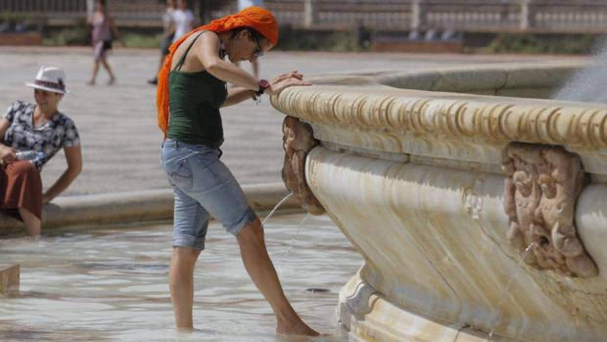 Los centros sanitarios públicos de Sevilla han atendido este verano 74 casos de golpes de calor