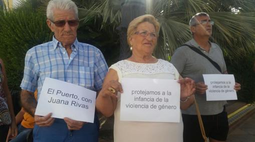 Concentración en apoyo a Juana Rivas en El Puerto