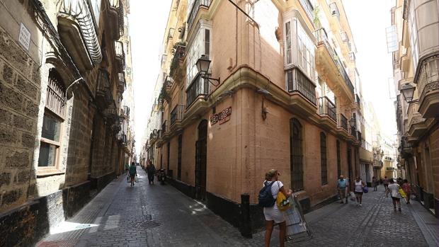 Los hosteleros proponen soluciones para paliar las molestias a los vecinos