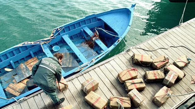 El 40 por ciento de los 418.362 kilos de droga intervenida en 2016 se incautó en Cádiz