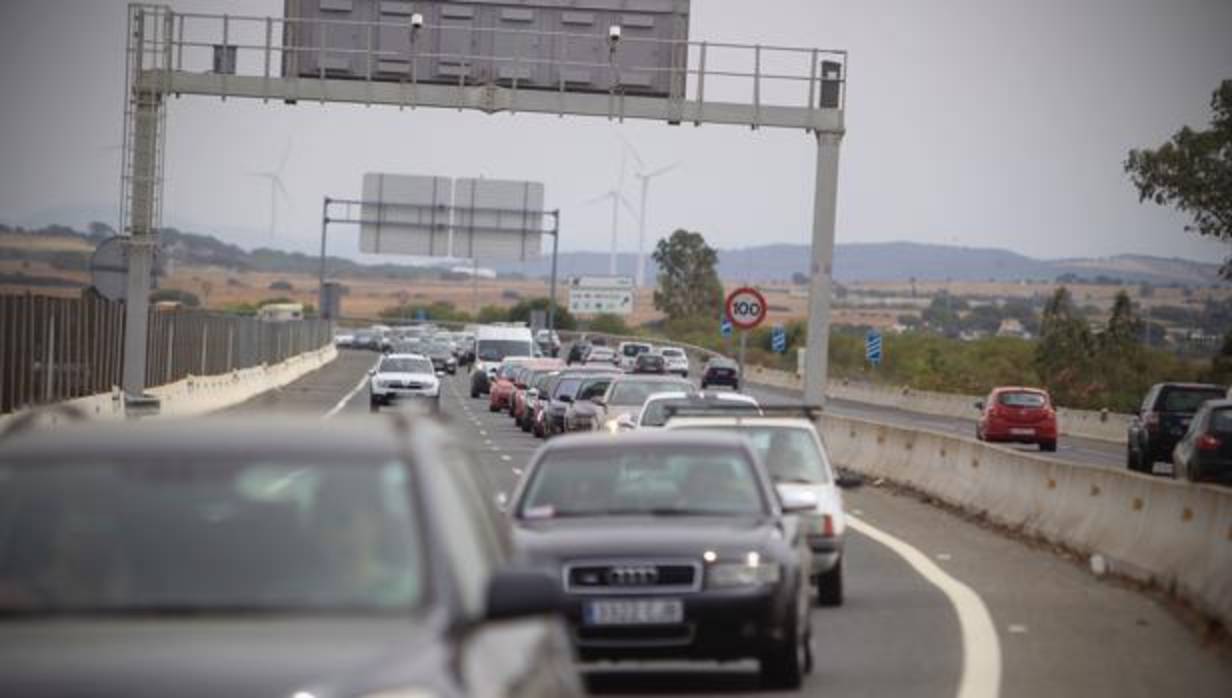 Imagen habitual del nudo de Tres Caminos en verano.