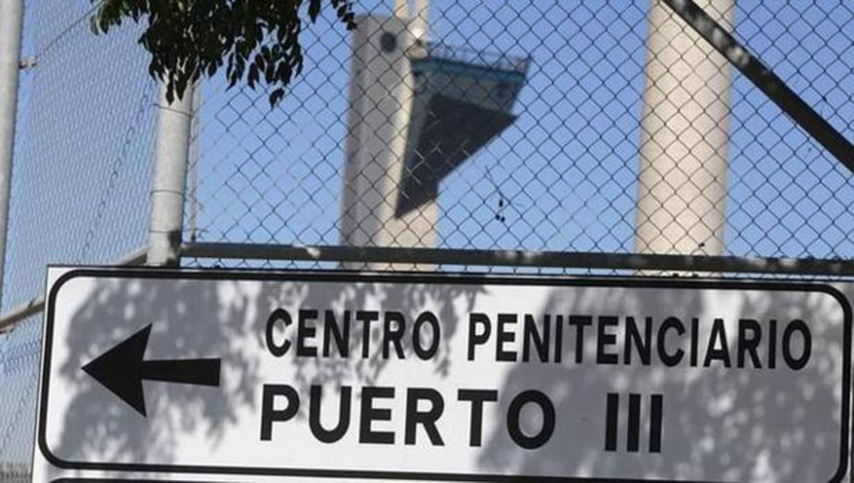 Un preso incendia su celda como medida de protesta en Puerto III