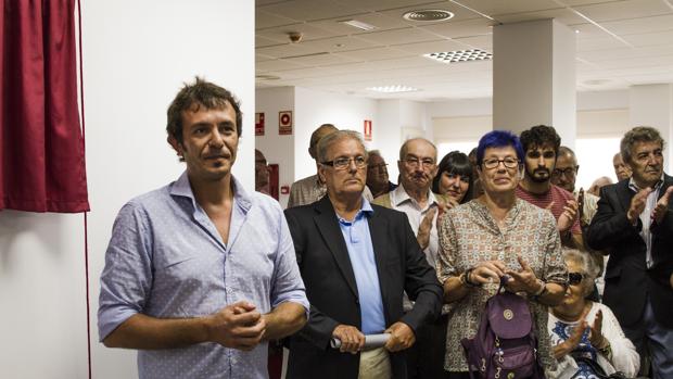 La sala de mayores de Loreto cierra sus puertas para «programar» actividades