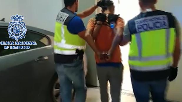 Detenido en Algeciras como presunto autor de un homicidio en grado de tentativa y otros delitos