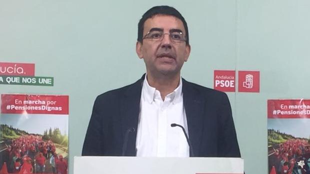 El PSOE andaluz apoya a los agentes asediados en Cataluña