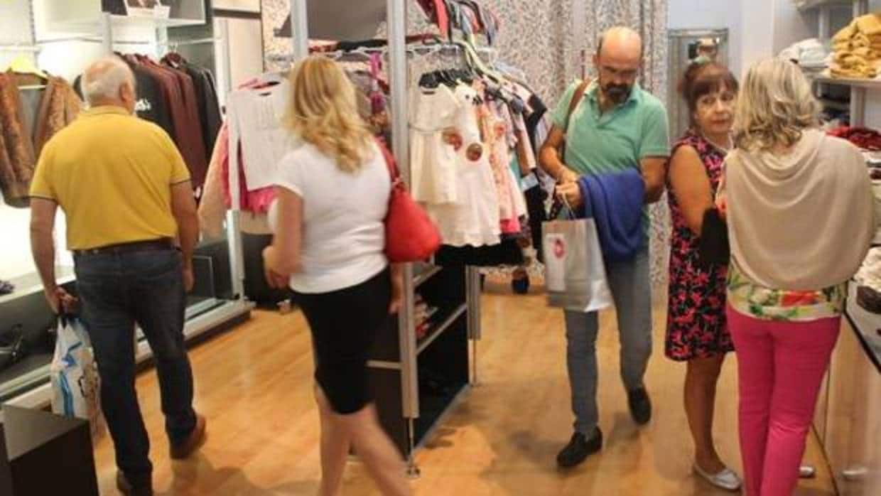Cáritas ha abierto en Jaén su primera tienda de ropa en Andalucía-