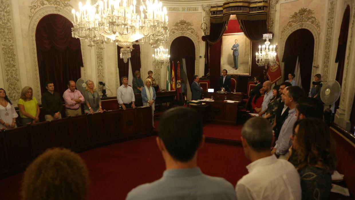 Minuto de silencio para recordar a José Manuel Hesle.