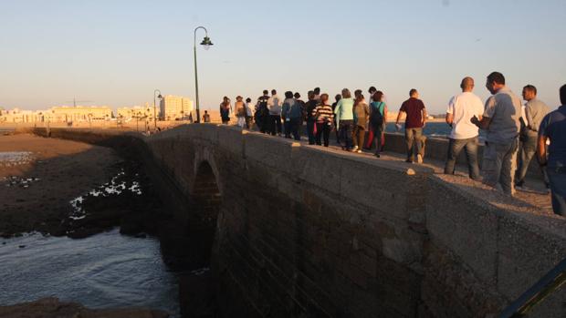 Cádiz revive el maremoto y sigue sin plan de evacuación ante un previsible tsunami