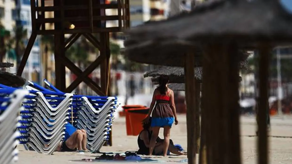 Los servicios de playas serán los primeros en la municipalización.