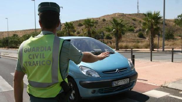 La DGT instala nuevas cámaras para controlar el uso el cinturón