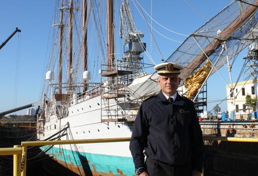 Ignacio Paz, Comandante del buque-escuela Elcano