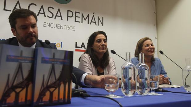 FOTOS: Yolanda Vallejo presenta ‘Cómo hemos cambiado’ en la Casa Pemán