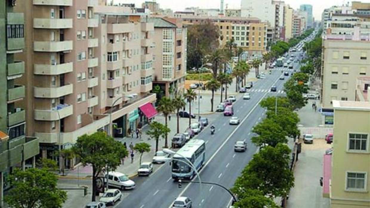 Un hombre de 51 años fallece en un accidente de moto en la Avenida Cayetano del Toro