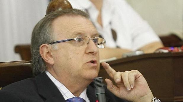 Fernández, dispuesto a explicar «las mentiras de Podemos» sobre el bono social eléctrico