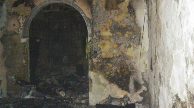 Incendio en una vivienda abandonada cerca del Mercado Central de Cádiz