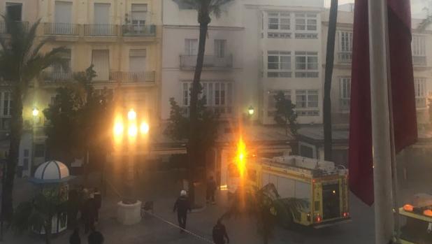 Incendio en el bar El Sardinero de Cádiz