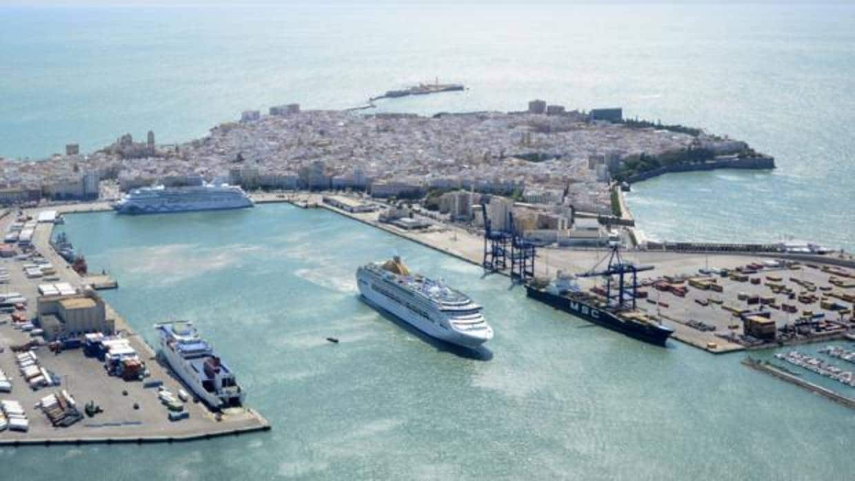 El Puerto de Cádiz cierra 2017 con 4,1 millones de toneladas movidas