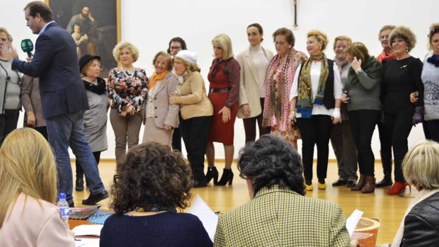 El 'casting' de modelos seniors de la Pasarela Flamenca desata pasiones