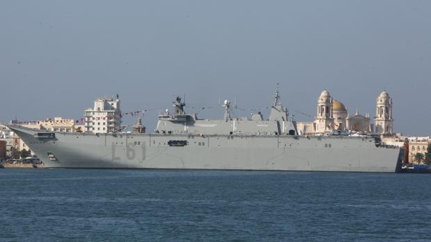 El mayor buque de guerra español tiene su base en Cádiz