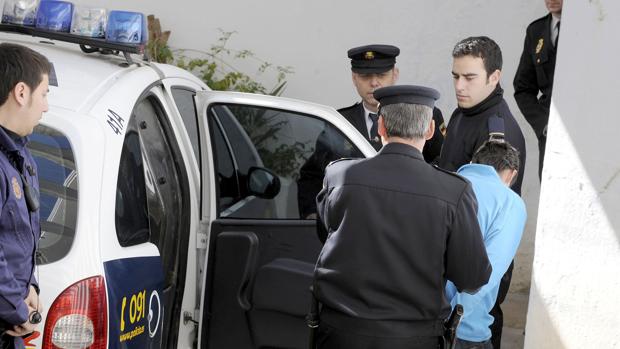 Simula su secuestro para ocultar un fin de semana de fiesta con alcohol y drogas en Sevilla y Dos Hermanas