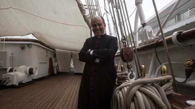 «Llevar a bordo de Elcano a la Galeona es una gran responsabilidad espiritual»