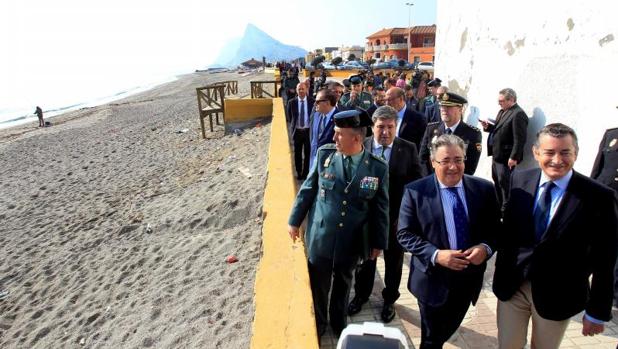 Zoido insiste que habrá «despliegues especiales»