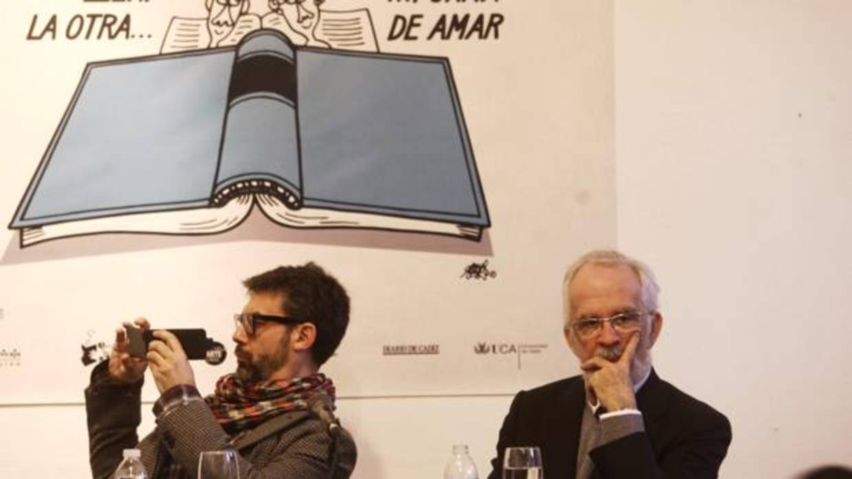 Forges durante la presentación de la Feria del Libro de Cádiz de 2013
