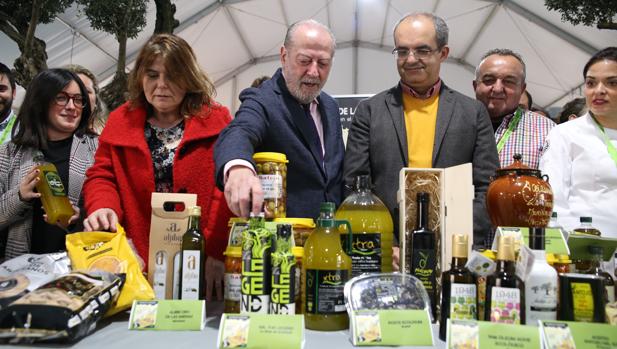 La Feria del Pan, el Aceite y la Aceituna abre sus puertas en la Diputación hasta el domingo