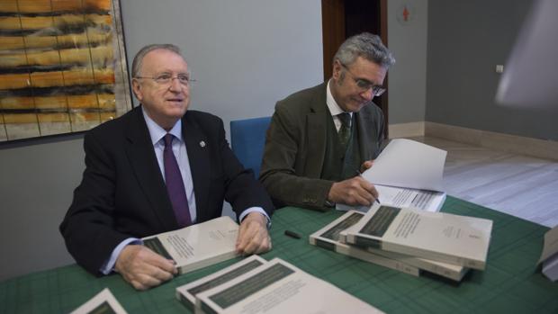 El Colegio de Graduados Sociales de Cádiz presenta el nuevo libro de Fernando Sicre