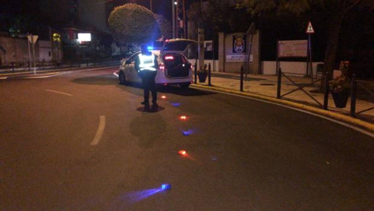 La Policía Local de Castilleja de la Cuesta ha detenido a un conductor que triplicaba la tasa de alcoholemia