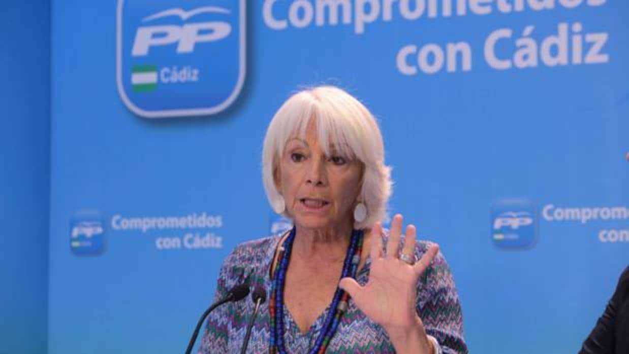 Teófila Martínez ha criticado la actitud del PSOE respecto a los PGE.