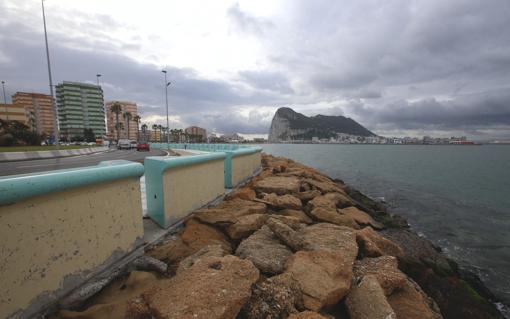 Paseo de Poniente, donde grabaron el vídeo alijando tabaco.