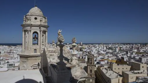 Vistas de Cádiz desde la torre del reloj.