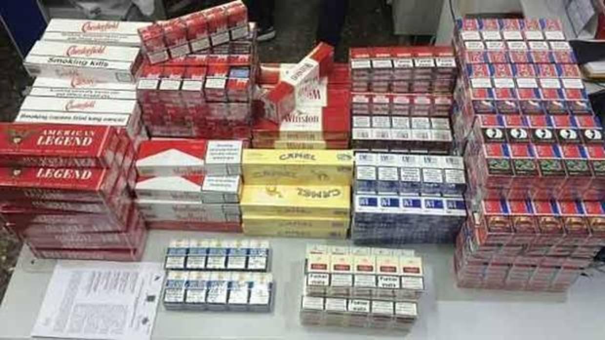 Intervenidas 2.500 cajetillas de tabaco de contrabando en dos operaciones en La Línea