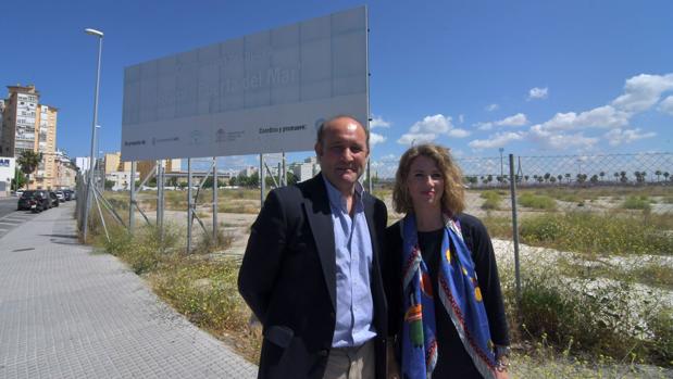 El PP de Cádiz recuerda a la nueva ministra su deuda con la capital de un hospital moderno