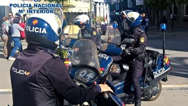 Susana Díaz vuelve a pedir que se aumenten los efectivos de seguridad en el Campo de Gibraltar