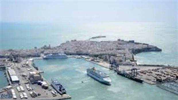 Trasmediterránea incorpora un cuarto buque a la línea Cádiz-Canarias