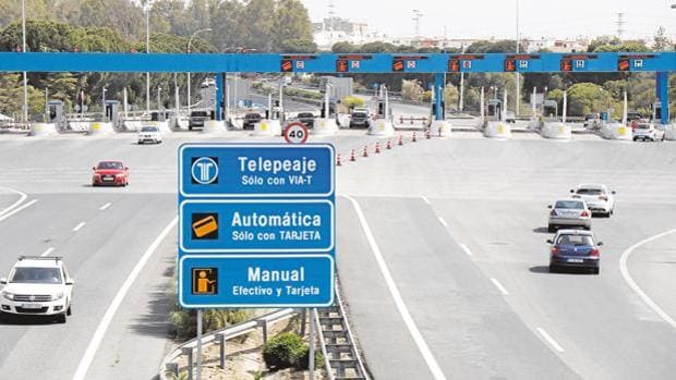 Fomento eliminará el peaje de las autopista AP-4 (Sevilla y Cádiz) cuando acabe su concesión