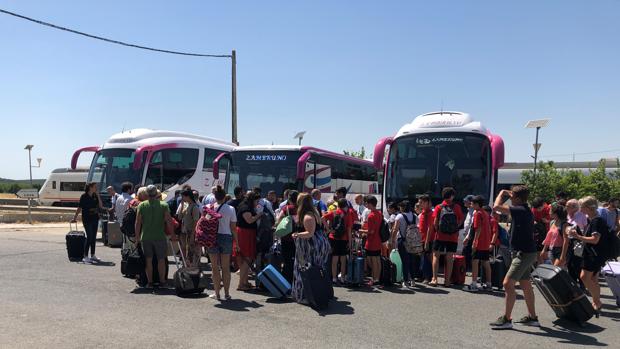 Un tren averiado en la estación de El Sorbito obliga a trasbordar a casi dos centenares de pasajeros en Arahal