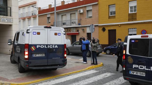 Cuatro detenidos por un robo en Dos Hermanas durante una compraventa de droga en el que un joven fue disparado