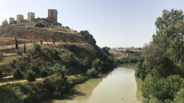 El Ayuntamiento de Alcalá pide más vigilancia sobre los vertidos al río Guadaíra