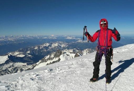 Carlos Rincón durante el ascenso a la cima del Mont Blanc