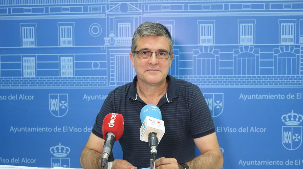 El delegado de Educación de El Viso del Alcor, Manuel Jiménez