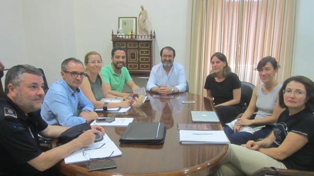 La segunda temporada de «La Peste» se rodará en Carmona